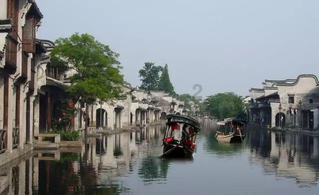 鸿蒙4.0新一批升级，这8款华为老机型即将推送升级